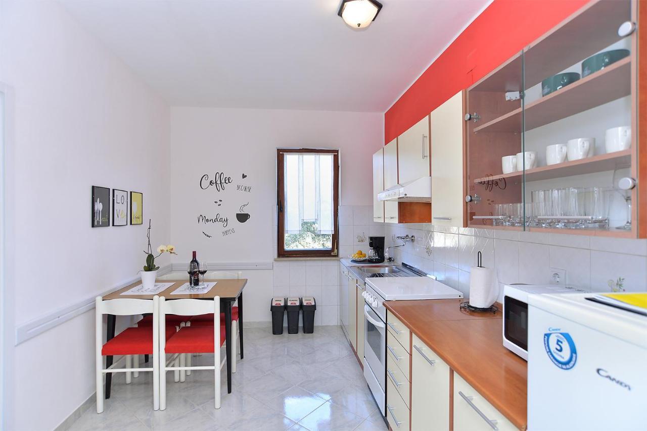 Apartment 1021 Fažana Exterior foto