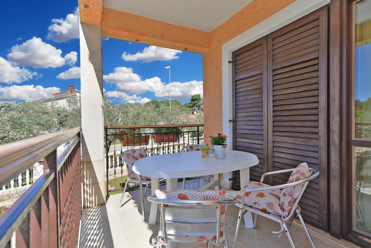 Apartment 1021 Fažana Exterior foto